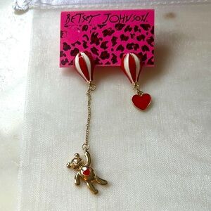 New Betsey‎ Johnson Red and Gold Heart and Bear hot air balloon Earrings